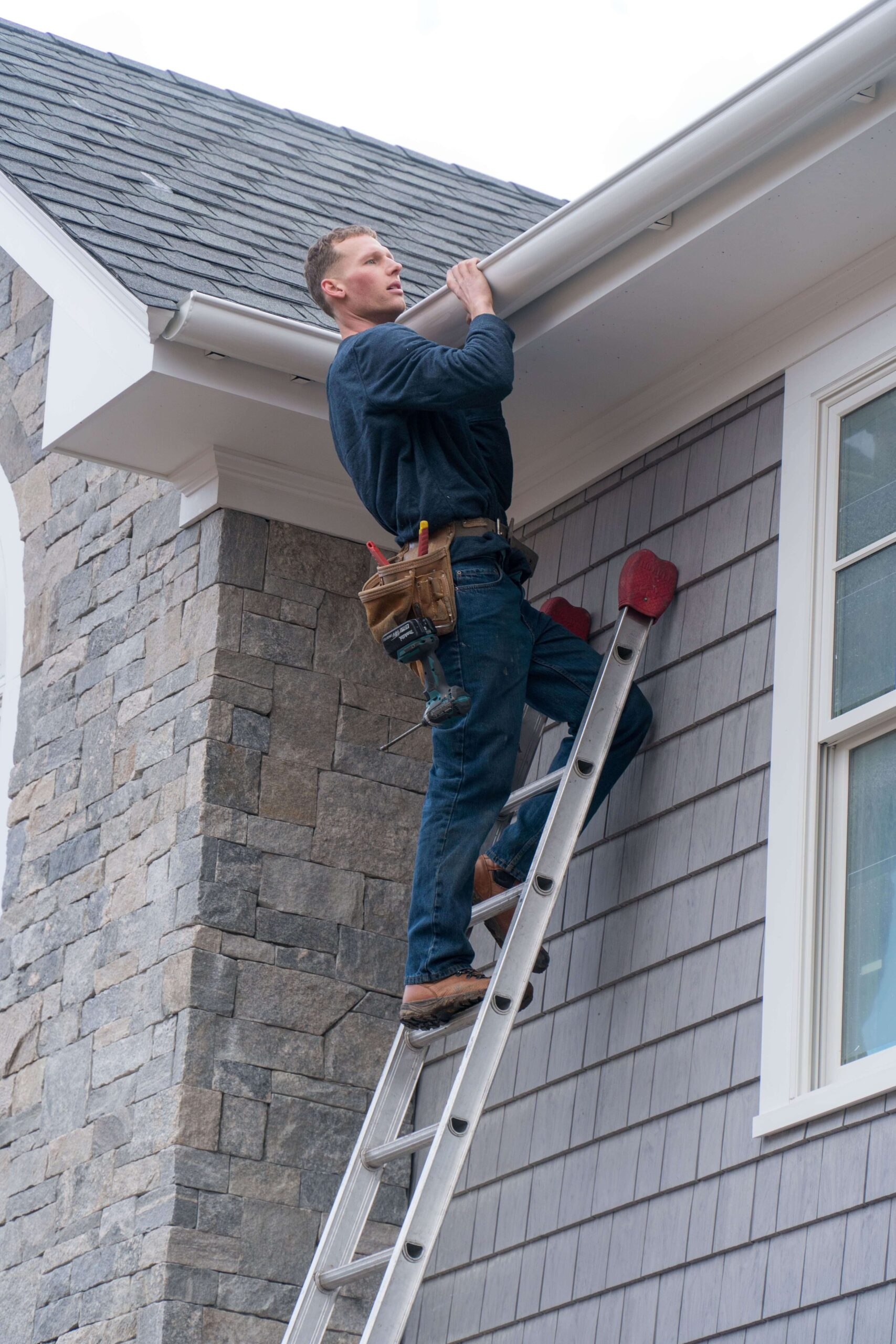 Durable Gutter Installation